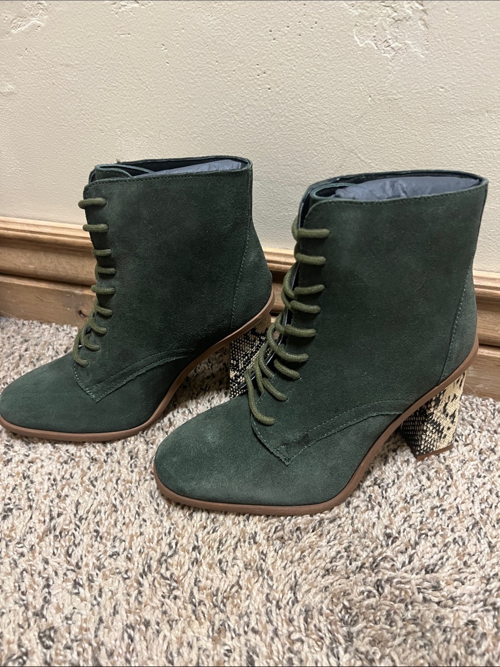 NWOT Women's Forest Green Suede Lace-Up Ankle Boots with Snake-Print Block Heel